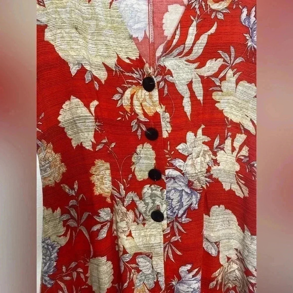 ASOS Red Button Front Tea Playsuit Romper in Floral Tropical Print - Picture 4 of 7